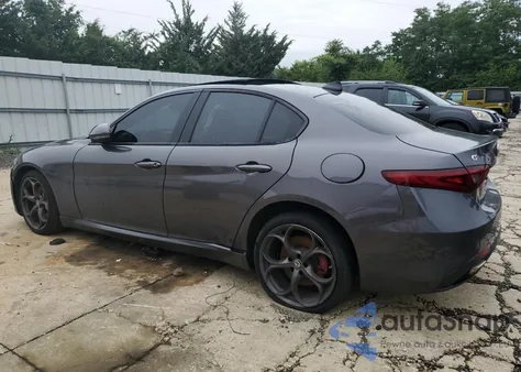 2017 Alfa Romeo Giulia Ti Q4 z USA, uszkodzony, nr VIN ZARFAEENXH7551215